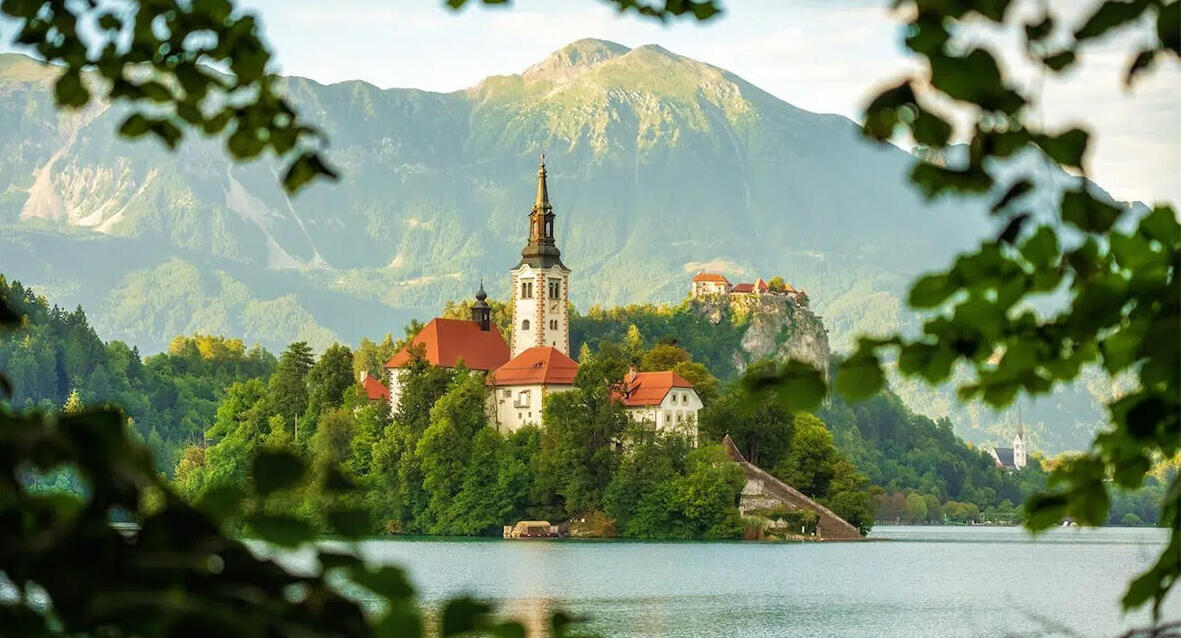 פוטו תחרות הצילום של סוני 2026 נהר בלד סלובניה 