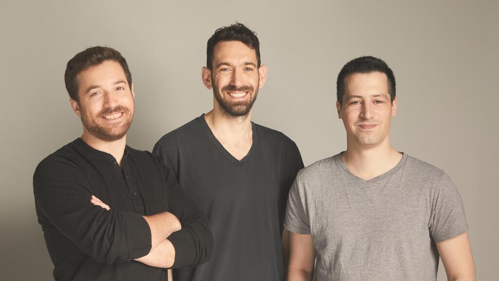 מייסדי Notch, מימין: יובל פלד, אלול יעקבי ורפאל ברושי (צילום: לירון ויסמן) מייסדי NOTCH - מימין יובל פלד CTO, אלול יעקבי CPO, רפאל ברושי מנכ"ל