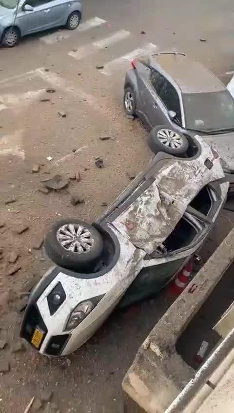 כפר קאסם נפילה פגיעה ישירה טיל שיגורים איראן הרס רכבים 26.3.26