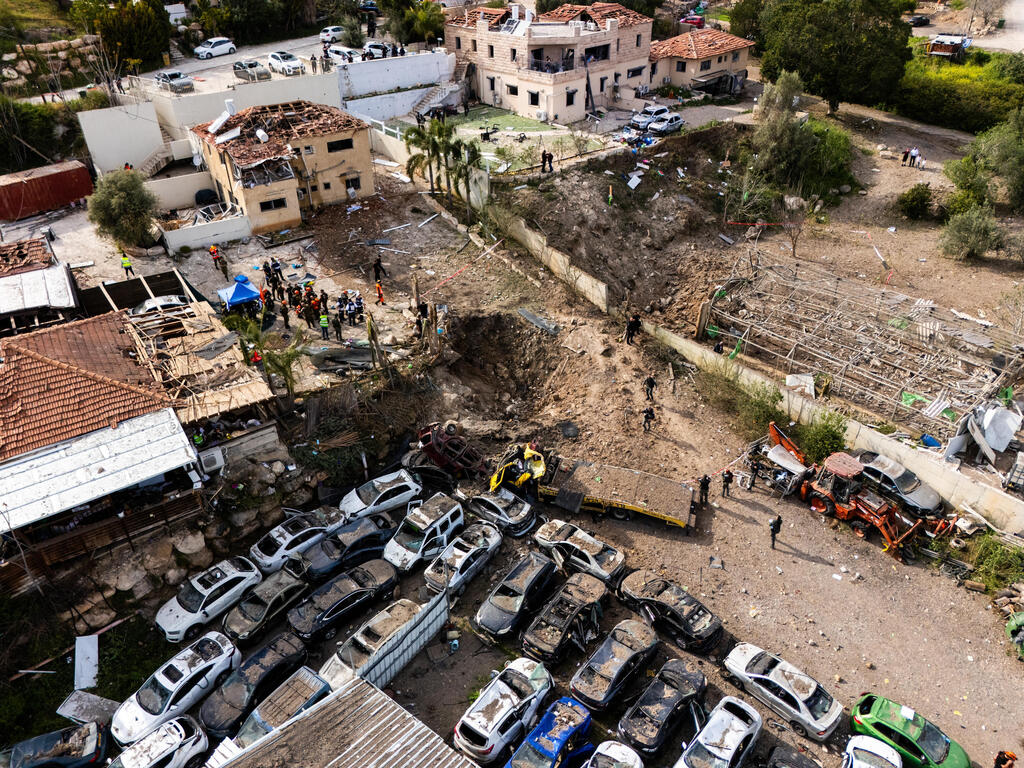 ההרס באשתאול (צילום: Erik Marmor/Getty Images) פגיעה של טיל איראני ב אשתאול הרס מלחמה עם איראן 28.3.26