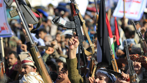 החות’ים אחרי השיגור: „נמשיך עד שתיפסק התוקפנות”; 9 לוחמים נפצעו בדרום לבנון |...