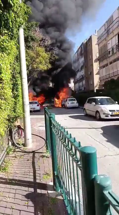 נפילה של רסיס במרכז נפילה של רסיס ב מרכז