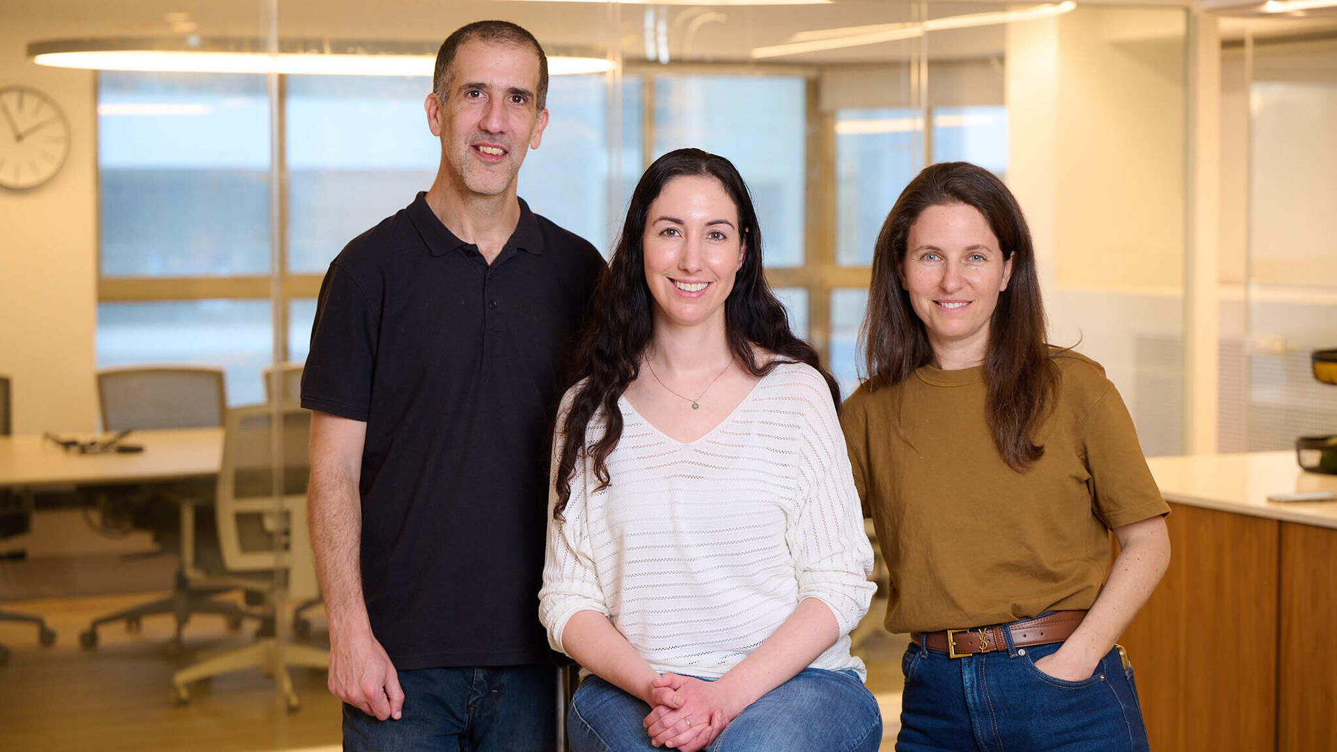 מייסדי סקאלה ביודיזיין מימין ד"ר עדי גולדנצוייג ד"ר רוית נצר מנכלית ופרופ' שראל פליישמן מדען ראשי