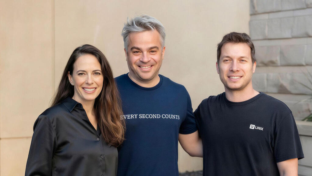 מימין ישראל דואניס מייסד שותף ומנכ״ל , ניב גולדנברג מייסד שותף וסמנכל המוצר ו שרית ריינר סמנכלית מוצר CTO Linx Security