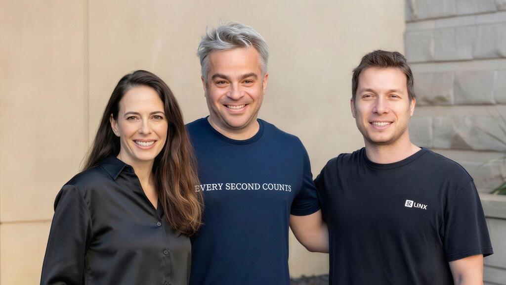 מימין ישראל דואניס, מייסד שותף ומנכ״ל וניב גולדנברג מייסד שותף וסמנכל המוצר,  שרית ריינר, סמנכלית מוצר CTO Linx Security