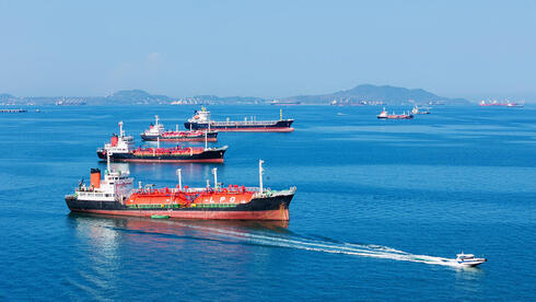 הורמוז לא לבד: מְצָרִים ימיים אסטרטגיים ברחבי העולם 