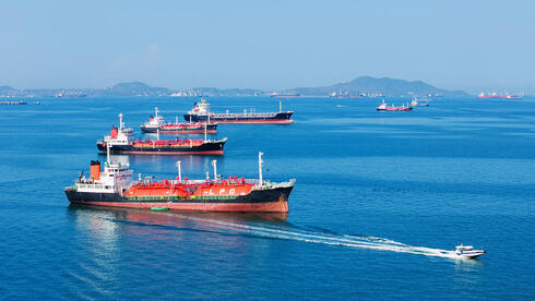 למרות הפסקת האש ופתיחת מצר הורמוז, שוק הנפט לא צפוי לחזור לשגרה במהירות