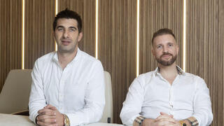 תומר לוינסקי וטל הופמן 