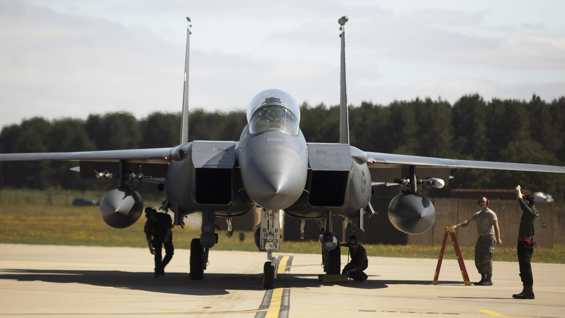 מטוס F15-E של חיל האוויר האמריקאי ארה"ב מטוס קרב