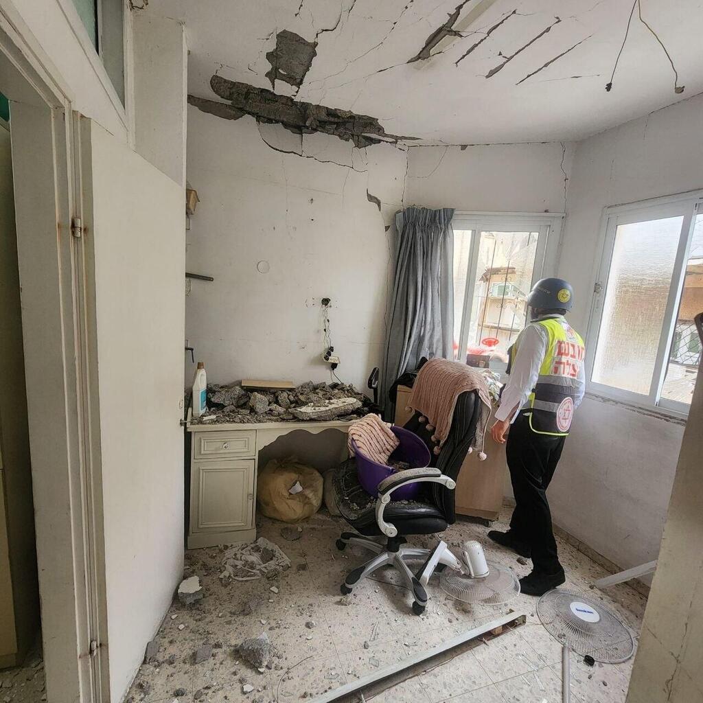 בני ברק (צילום: שימוש לפי סעיף 27א' בחוק זכויות יוצרים) בני ברק נפילה טיל מתפצל שאגת הארי איראן 4