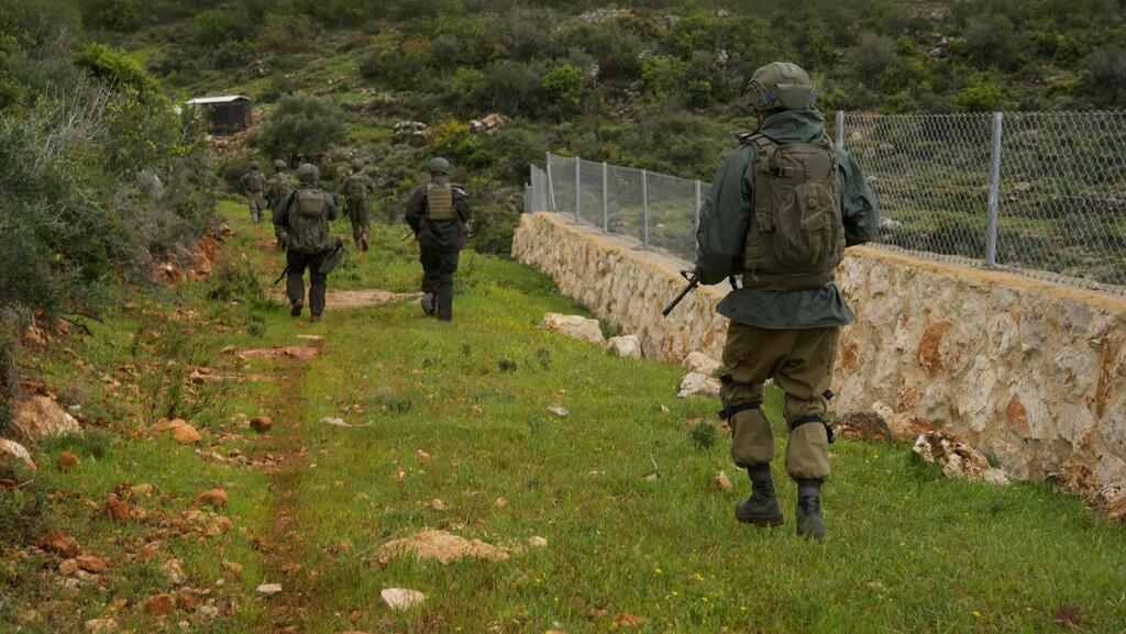 חיילי מילואים בלבנון. "חוב מוסרי וערכי" (צילום: דובר צה"ל) לוחמים חיילים מילואים דרום לבנון שאגת הארי צה"ל