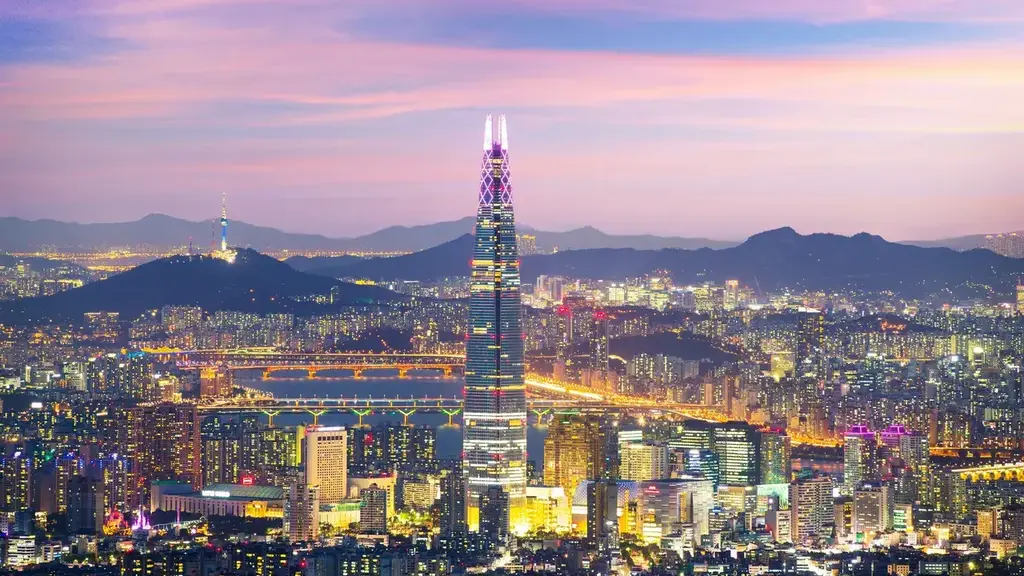 סיאול דרום קוריאה KPop מגדל Lotte 