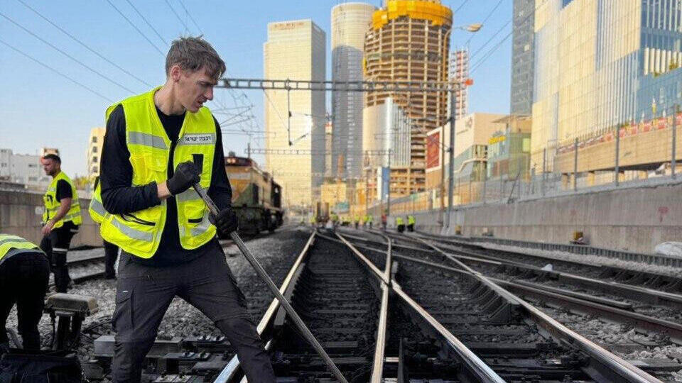 עבודות תשתית על מסילת מסילות רכבת ישראל
