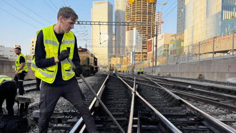 עבודות תשתית על מסילת מסילות רכבת ישראל