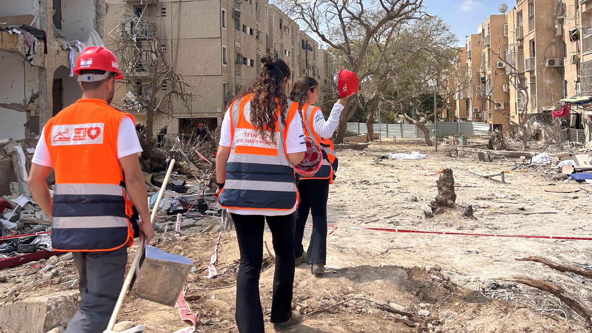 מתנדבי לב אחד שאגת הארי מוסף