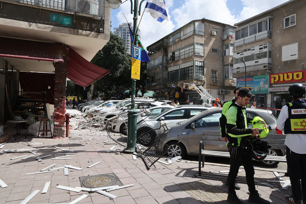 רמת גן נפילה טיל מתפצל איראן שאגת הארי 3