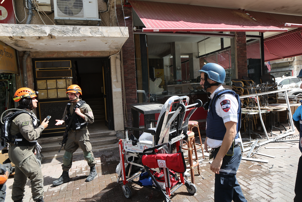 רמת גן נפילה טיל מתפצל איראן שאגת הארי 4