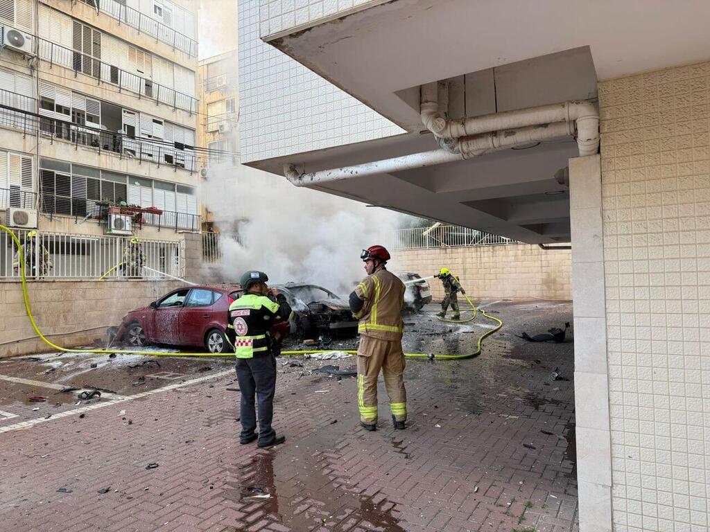 זירת נפילה בת"א (צילום: תיעוד מבצעי מד"א) זירת נפילה ב תל אביב טיל איראני איראן שאגת הארי 6.4.26