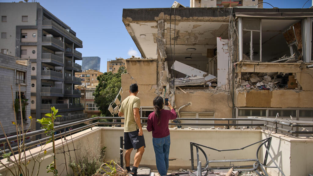 הרס ב רמת גן 2 מ טיל איראני מלחמה עם איראן 6.4.26