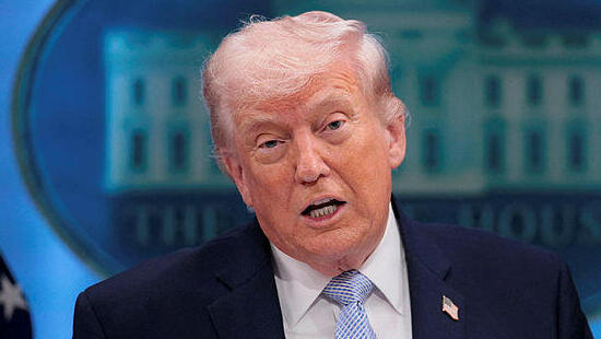 נשיא ארה"ב דונלד טראמפ מסיבת עיתונאים 6.4.26