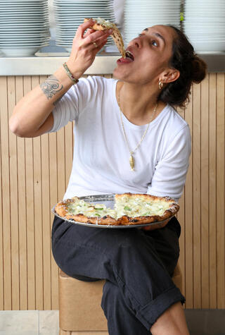 פנאי פיצה קוטה Pizza Cotta  נרקיס אלפי