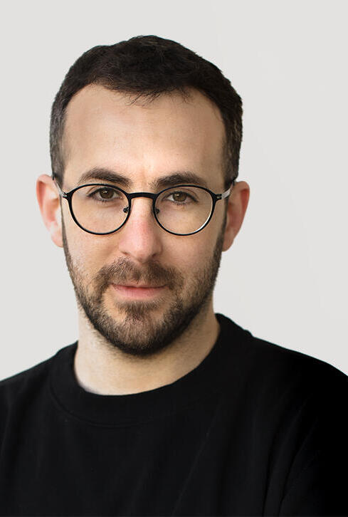 אהרון גבע רוחב