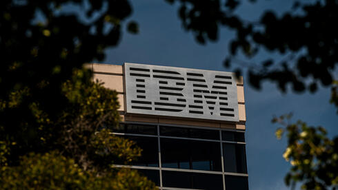 IBM מזהירה: תקציבי AI דוחקים את התוכנה החוצה