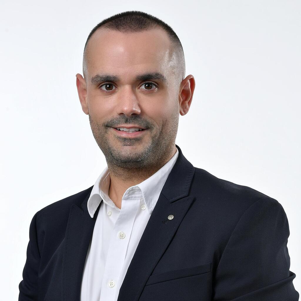 עו"ד בן אסבן (צילום: גונן שמר) עו"ד בן אסבן