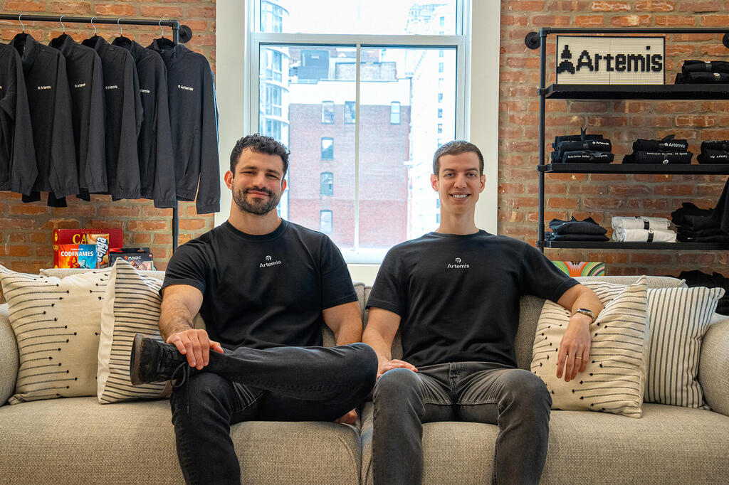 Artemis founders. (Photo: Yuval Cohen) מייסדי Artemis שחר הירשברג מנכ"ל ו דן שיבלר סמנכ"ל הטכנולוגיות