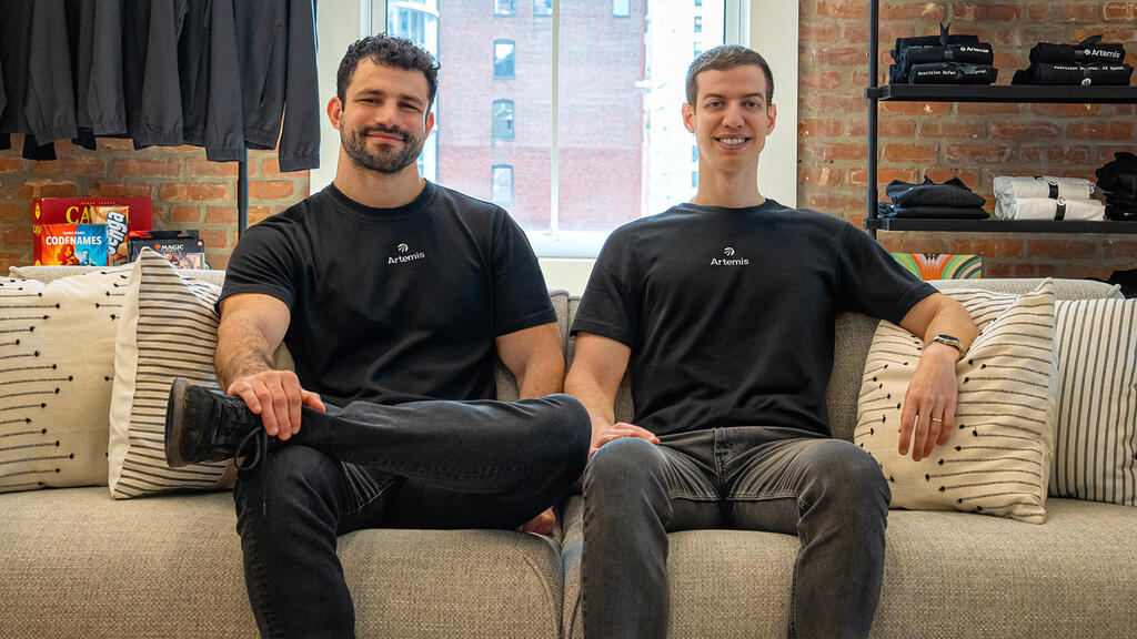 מייסדי Artemis שחר הירשברג מנכ"ל ודן שיבלר סמנכ"ל הטכנולוגיות (צילום: יובל כהן ) מייסדי Artemis שחר הירשברג מנכ"ל ו דן שיבלר סמנכ"ל הטכנולוגיות