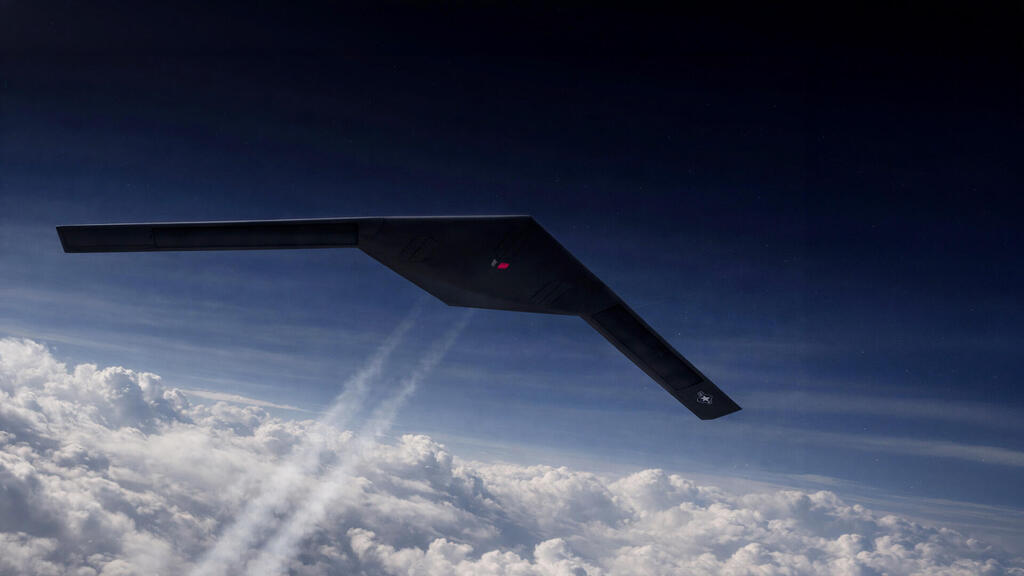 הקברניט RQ180 חמקן כטב"מ