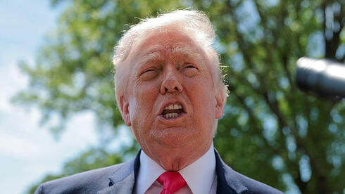 התחקיר חושף: חשד למסחר במידע פנים בצל הכרזות טראמפ