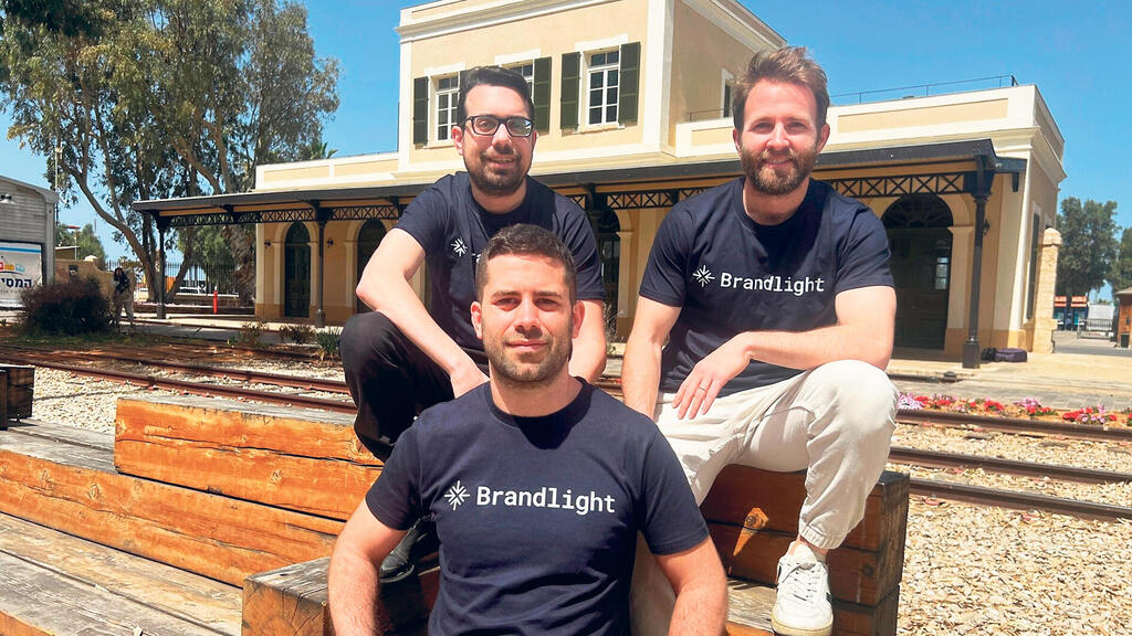 מוסף עצמאות מנהלים מייסדי Brandlight אימרי מרקוס , אורי גפני ו דידי דבש
