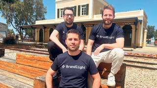 מוסף עצמאות מנהלים מייסדי Brandlight אימרי מרקוס , אורי גפני ו דידי דבש