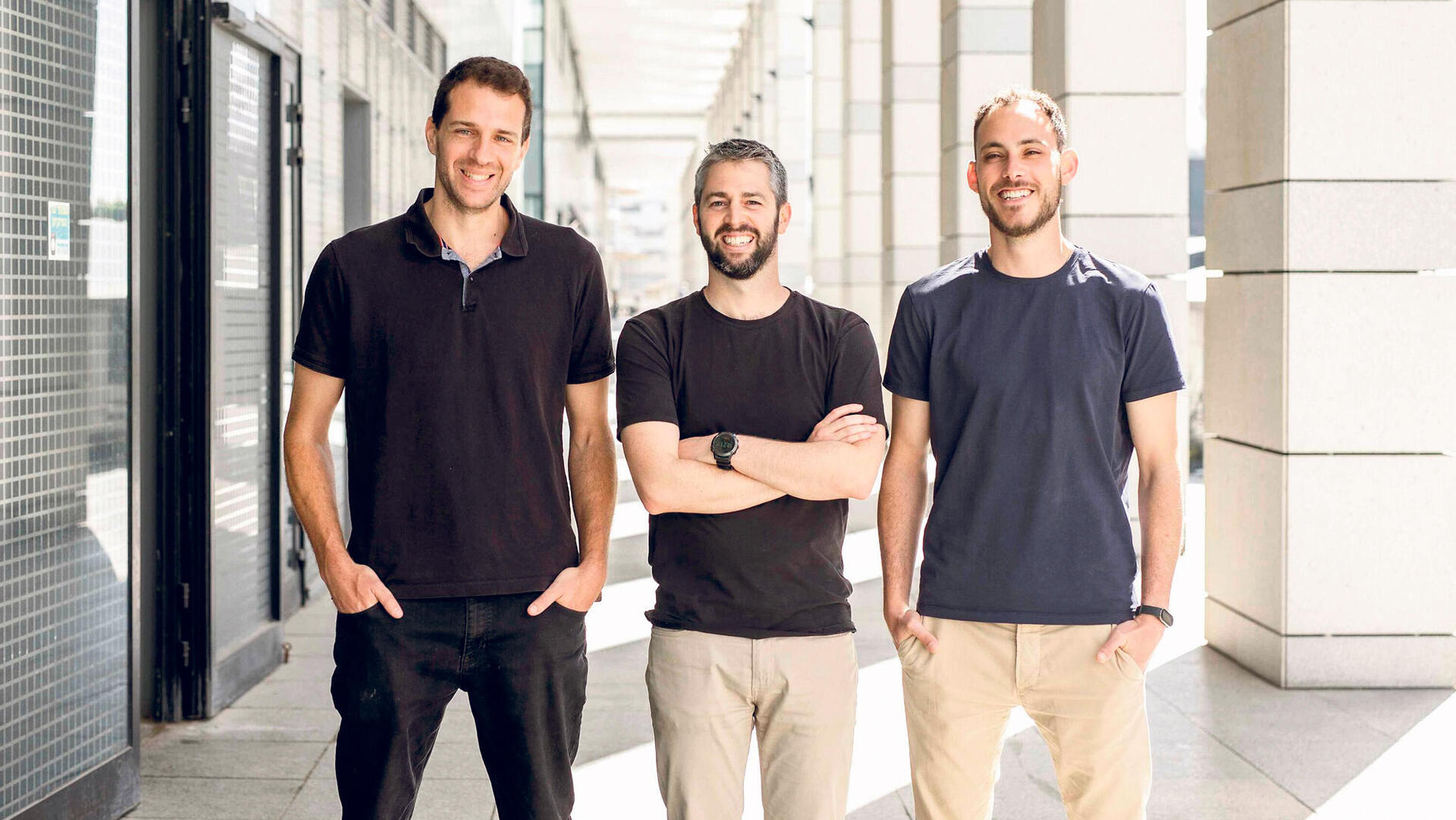 מוסף עצמאות מנהלים מייסדי Converge Bio עודד כאלב , דב גרץ ו ד"ר עידו וינר