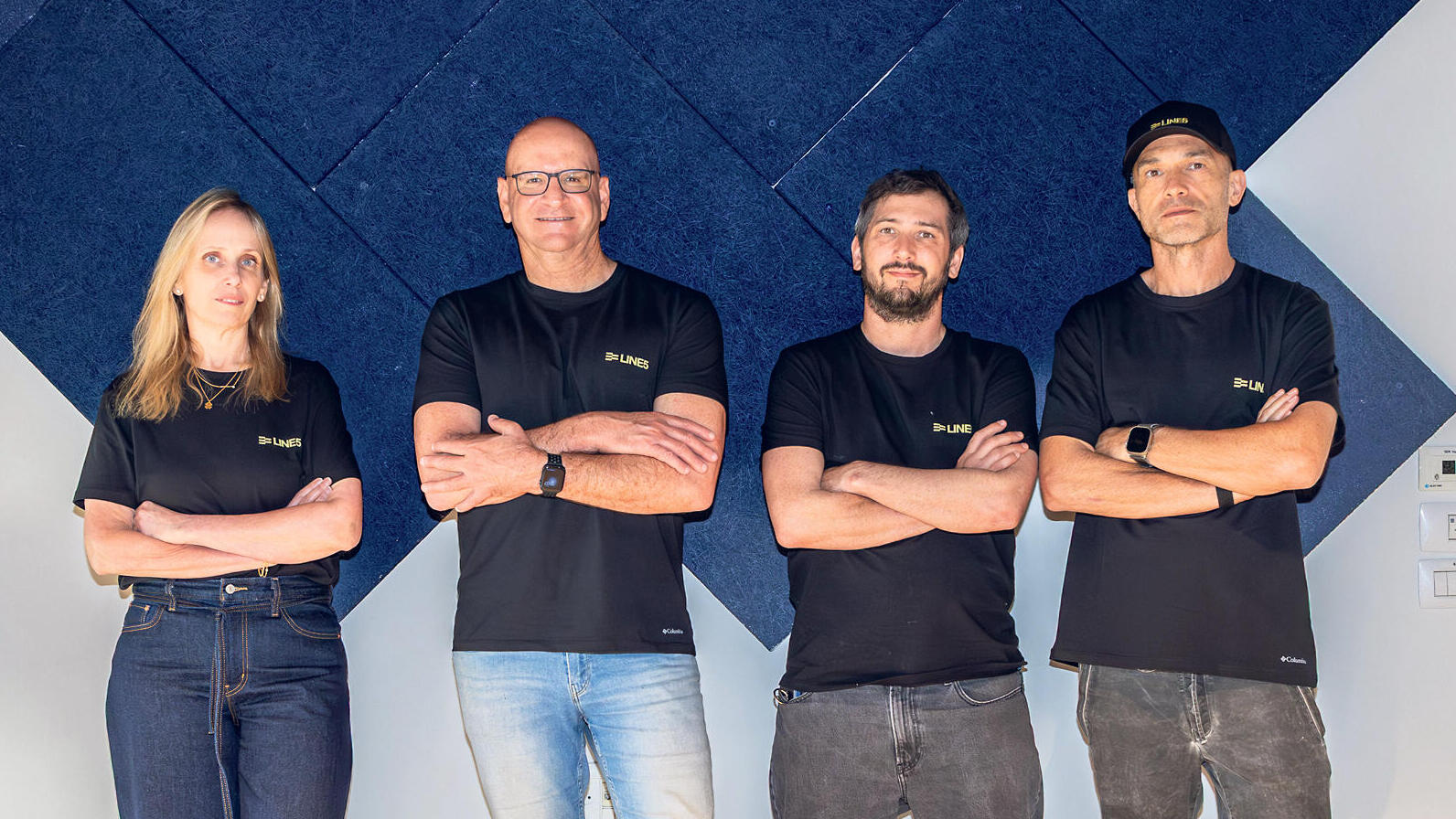 מוסף עצמאות מנהלים מייסדי Line s יפתח שולמן , מתן מלמד , גיגי לוי וייס ו שרי רכב ברוש