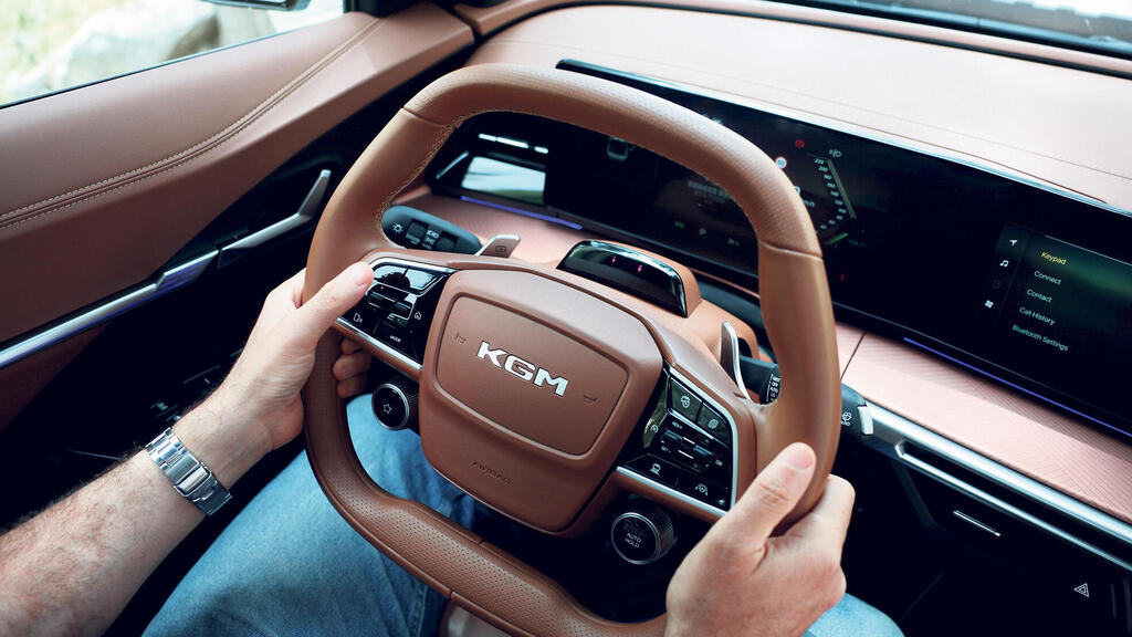 מבחן רכב טנדר KGM מוסו EV מבפנים