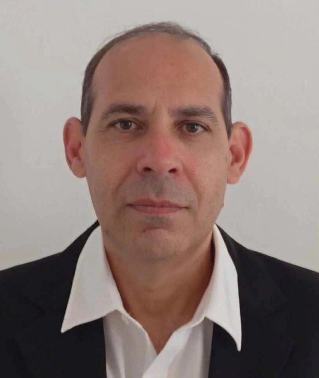 עו"ד גיל להב