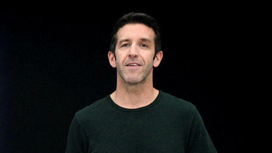 ג'ון טרנוס אפל