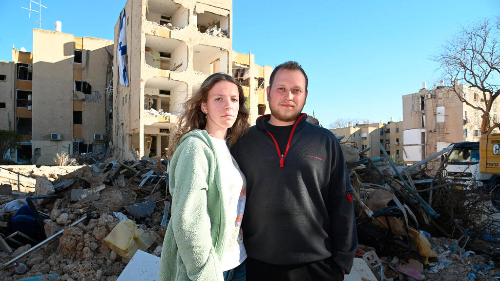 רוני וקסלמן ליזה רוגצ'בסקי - זוג שביתם נפגע מפגיעת טיל מאיראן ערד