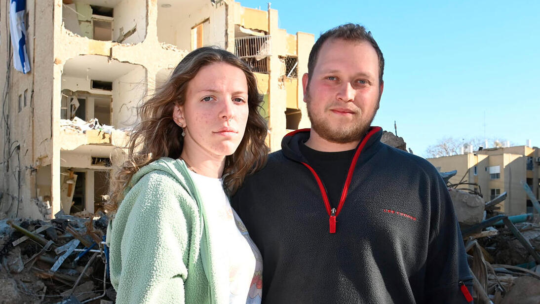 רוני וקסלמן ליזה רוגצ'בסקי - זוג שביתם נפגע מפגיעת טיל מאיראן ערד