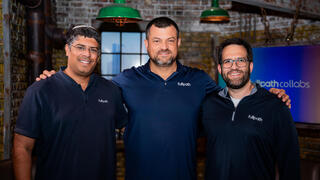 חברת פולפאת׳ מימין ישי גולדשטיין , אהרן הורביץ ו אליאב משה