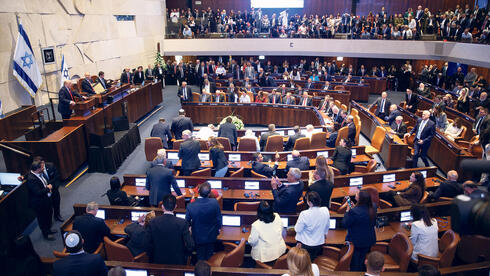 המפלגות יקבלו מקדמות של 137 מיליון שקל לבחירות - והחובות רק ימשיכו להיערם