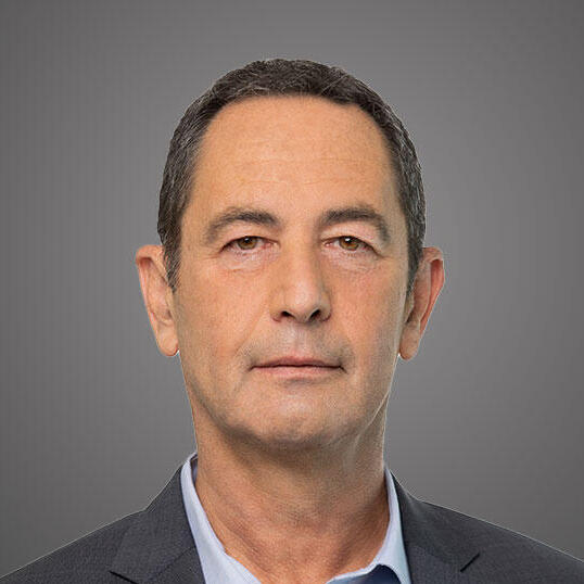 עו"ד עוזי מור