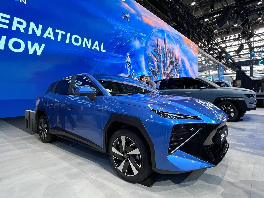 מכונית OMODA 4 ב תערוכת הרכב בשנגחאי סין שנגחאי