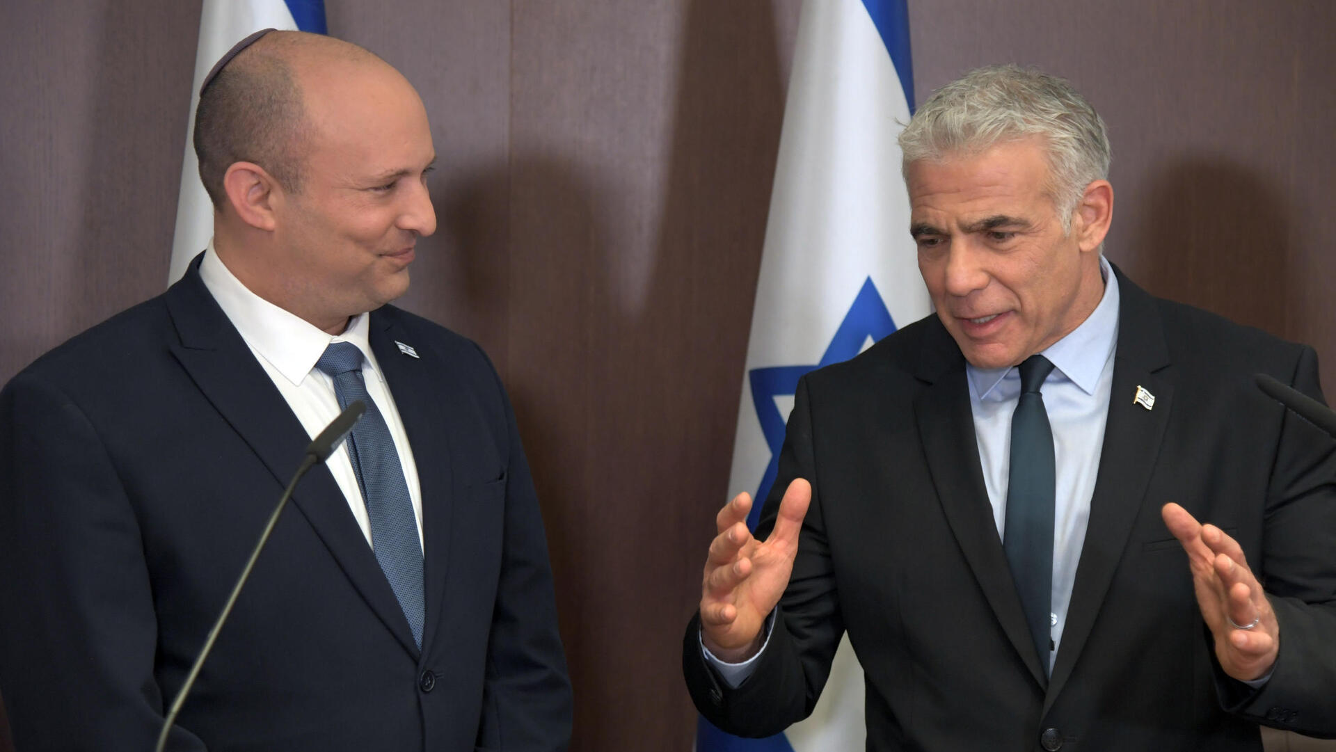 יאיר לפיד ונפתלי בנט. מתאחדים למפלגה משותפת