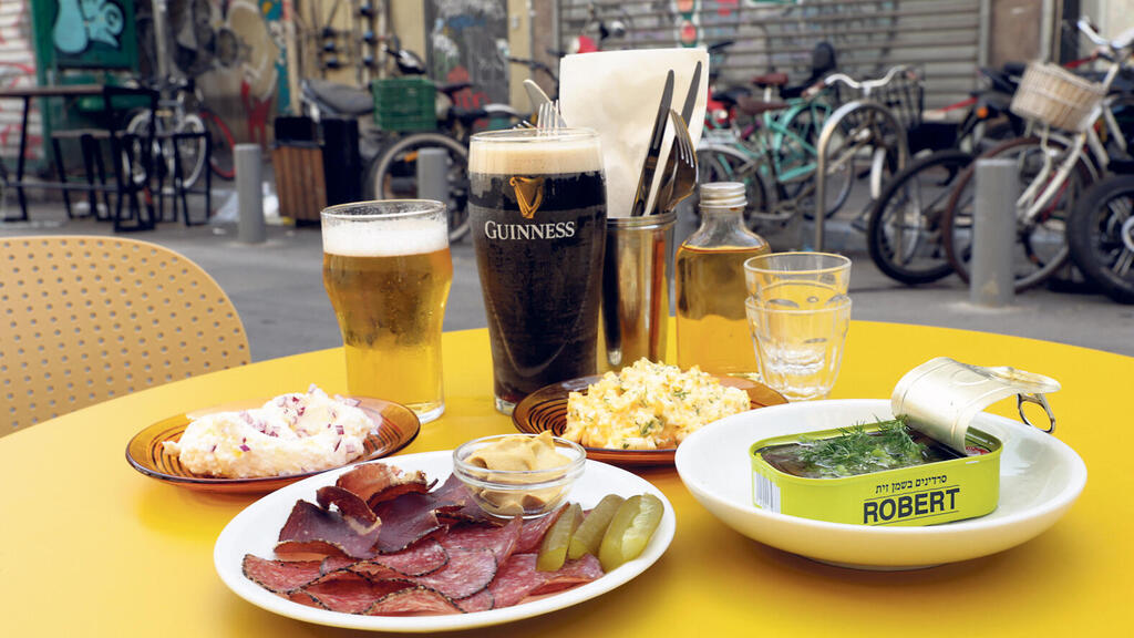 פנאי מסעדה חמארה דה פיג'וטו בפלורנטין