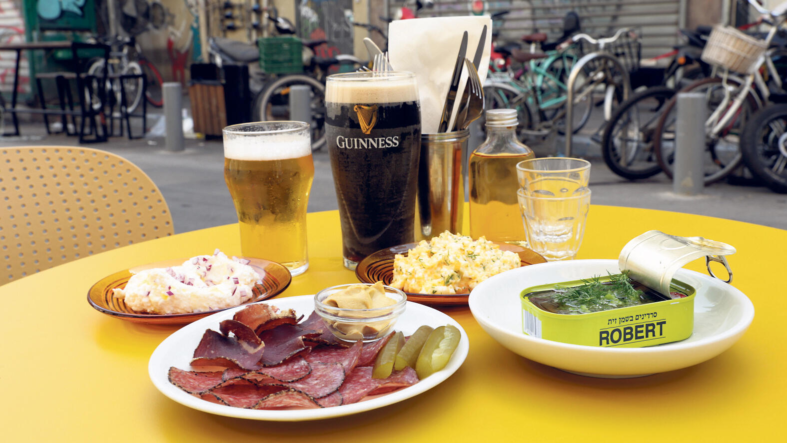פנאי מסעדה חמארה דה פיג'וטו בפלורנטין