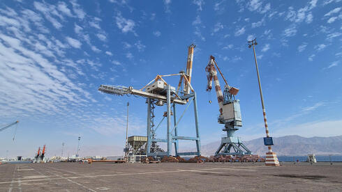 בדרך לאילת עוצרים בעקבה: יבואני הרכב גילו איך לעקוף את המצור החות'י