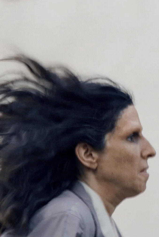 השחקנית דנה איבגי מתוך הסרט חיים ללא כיסוי פנאי